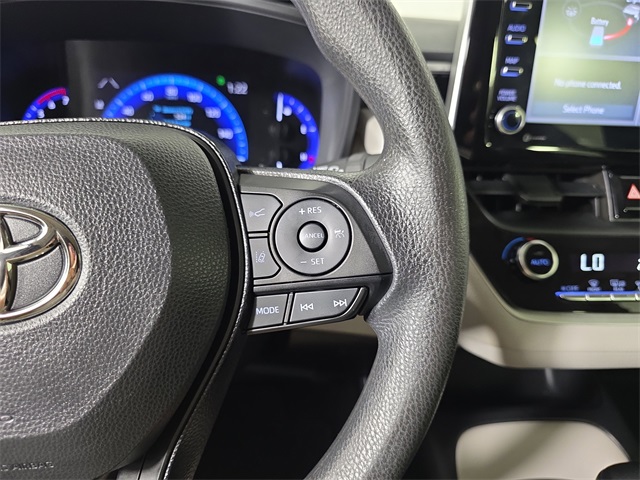 Vehicle image 23 of 35