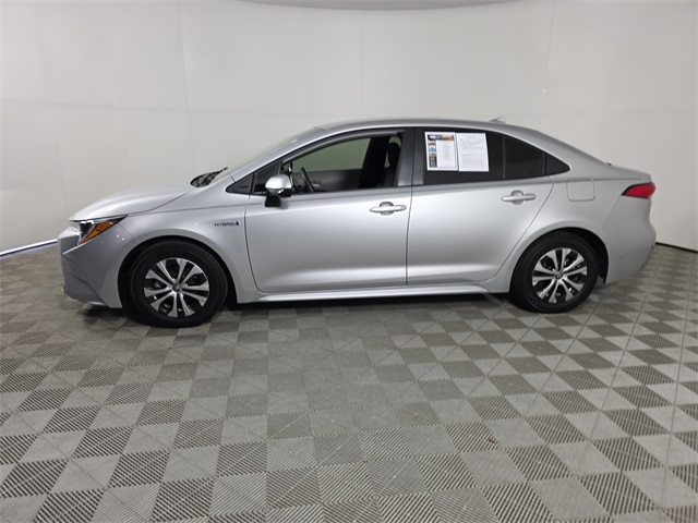 Vehicle image 9 of 35