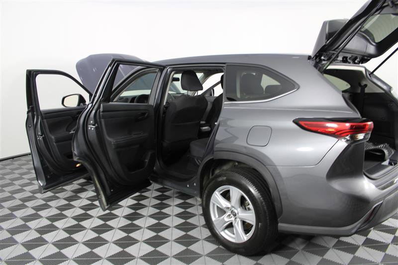 2021 Toyota Highlander L Image 31 of 50