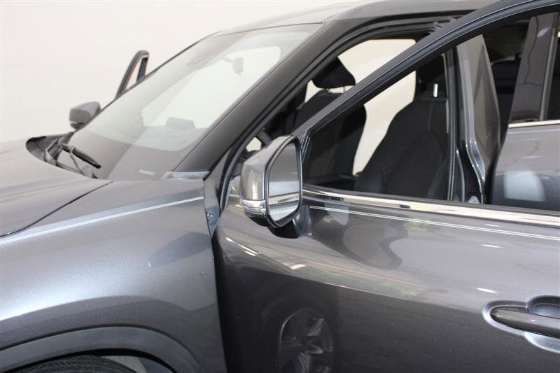 2021 Toyota Highlander L Image 27 of 50