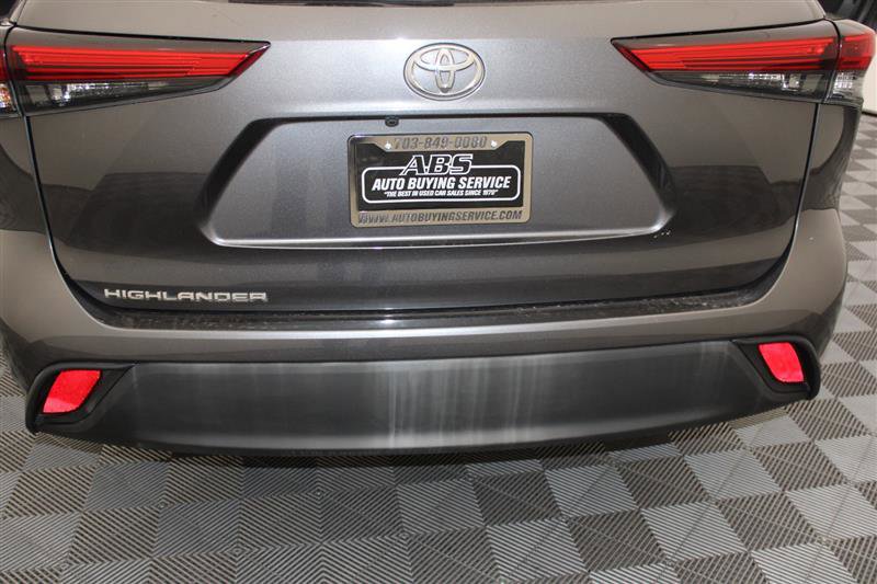 2021 Toyota Highlander L Image 13 of 50