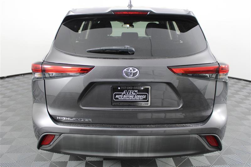 2021 Toyota Highlander L Image 8 of 50