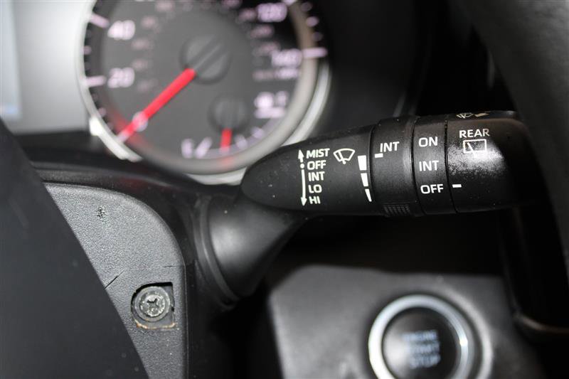 2021 Toyota Highlander L Image 37 of 50