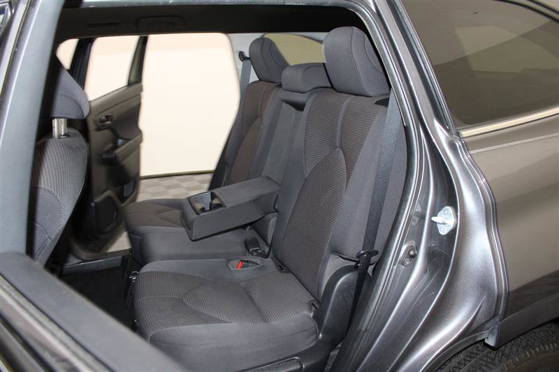 2021 Toyota Highlander L Image 19 of 50