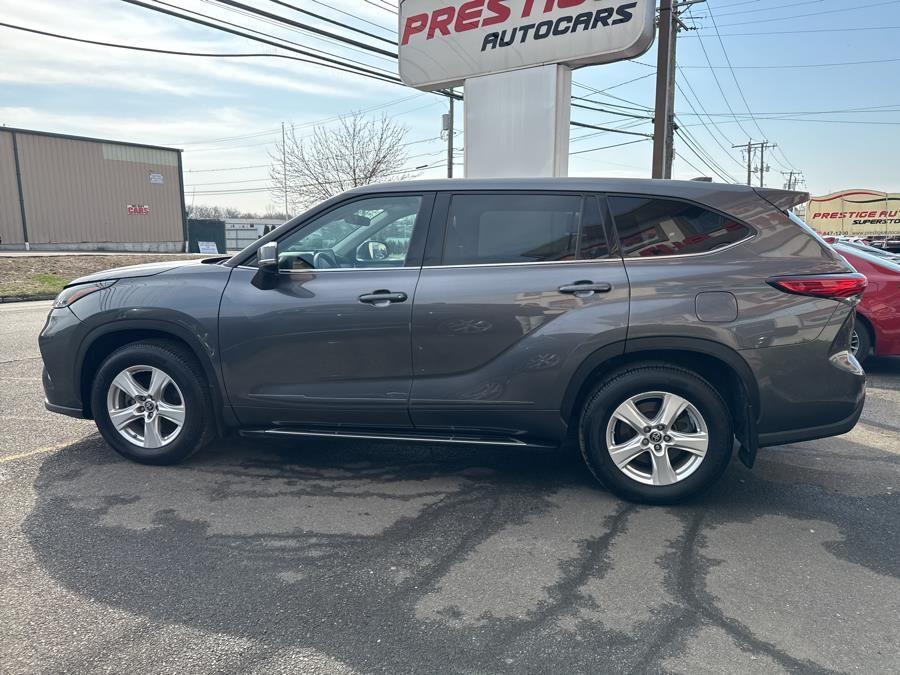 Vehicle image 7 of 25