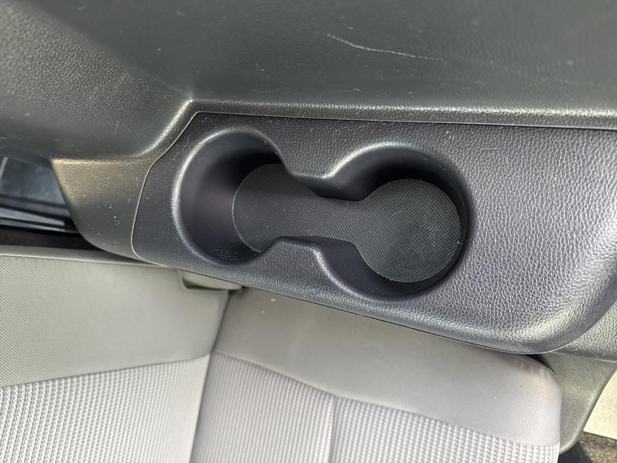 Vehicle image 20 of 25