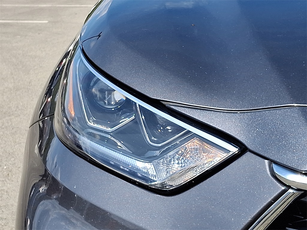 2021 Toyota Highlander Limited Image 23 of 30