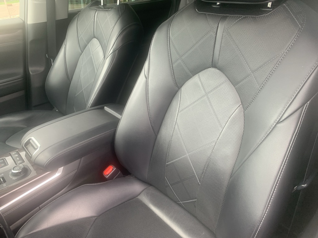 Vehicle image 15 of 37