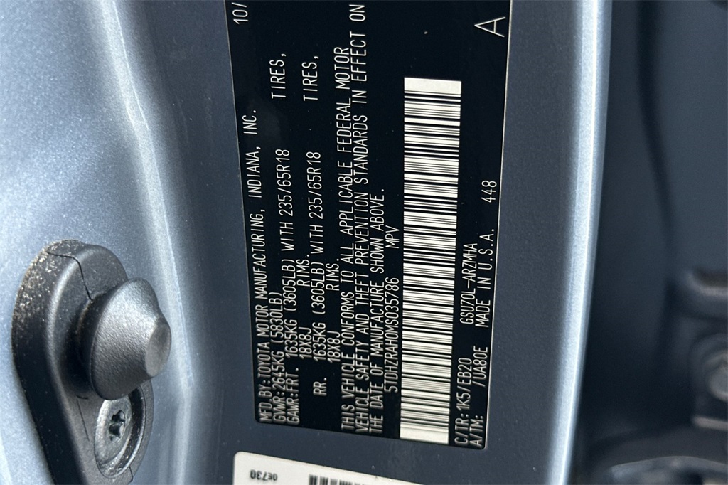 Vehicle image 29 of 34