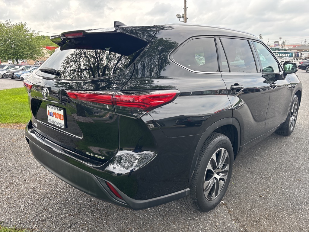Vehicle image 5 of 59