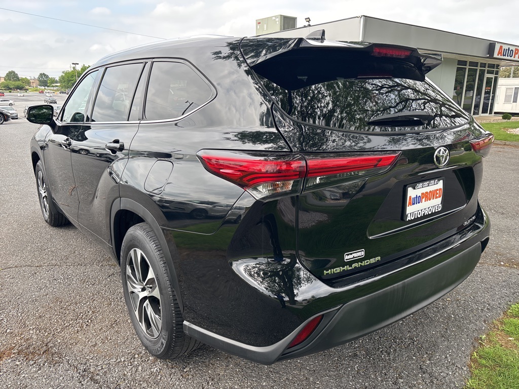 Vehicle image 6 of 59