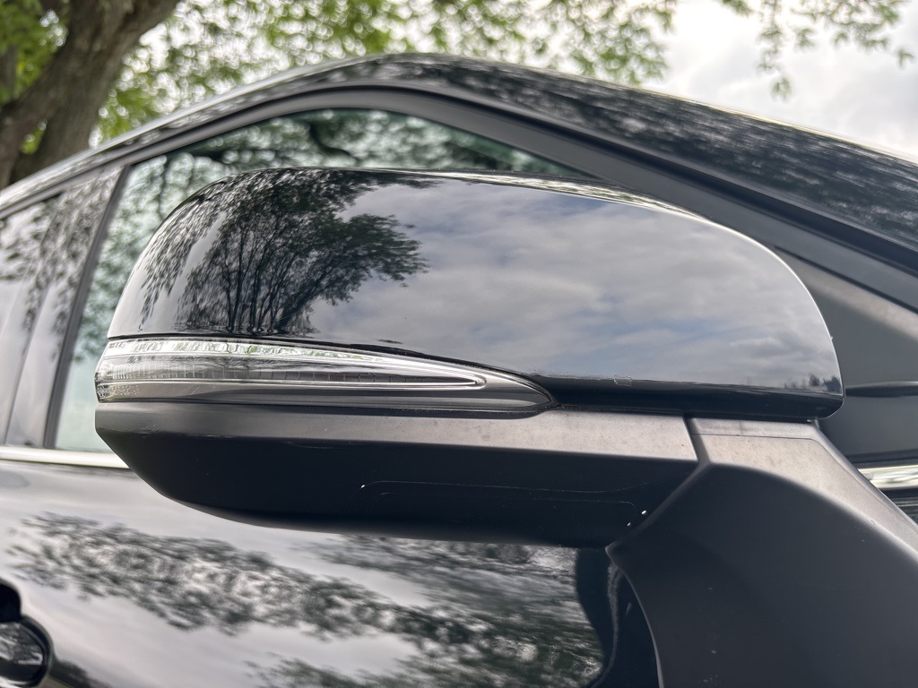 Vehicle image 11 of 59