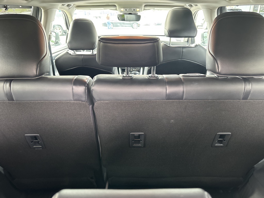 Vehicle image 39 of 59