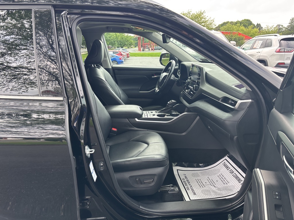 Vehicle image 48 of 59