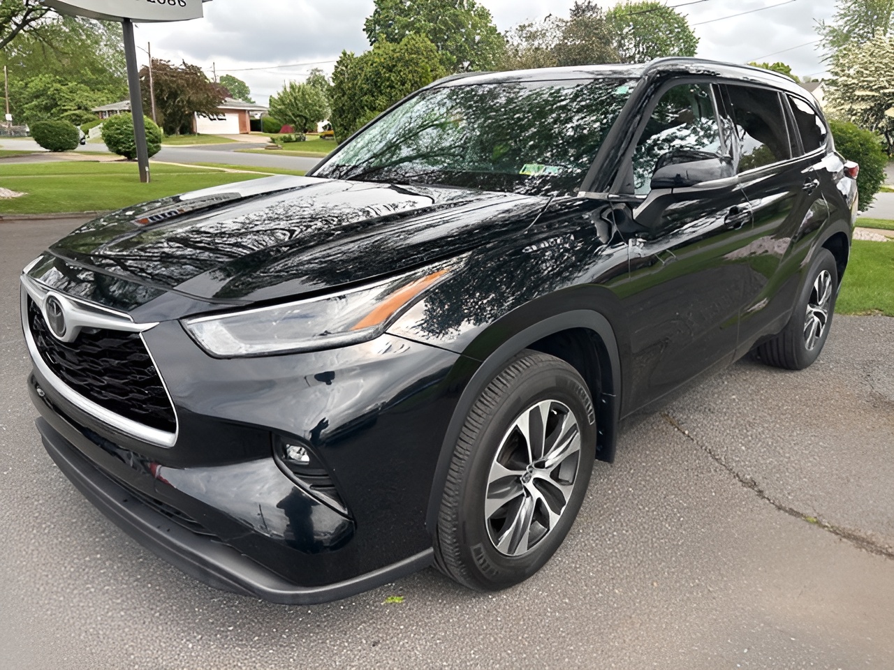 Vehicle image 52 of 59