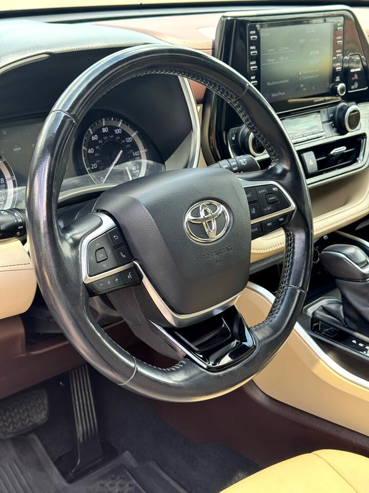 Vehicle image 16 of 38