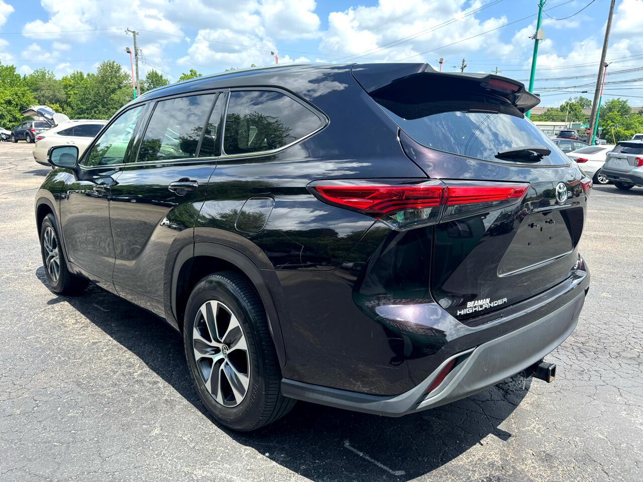 Vehicle image 6 of 38