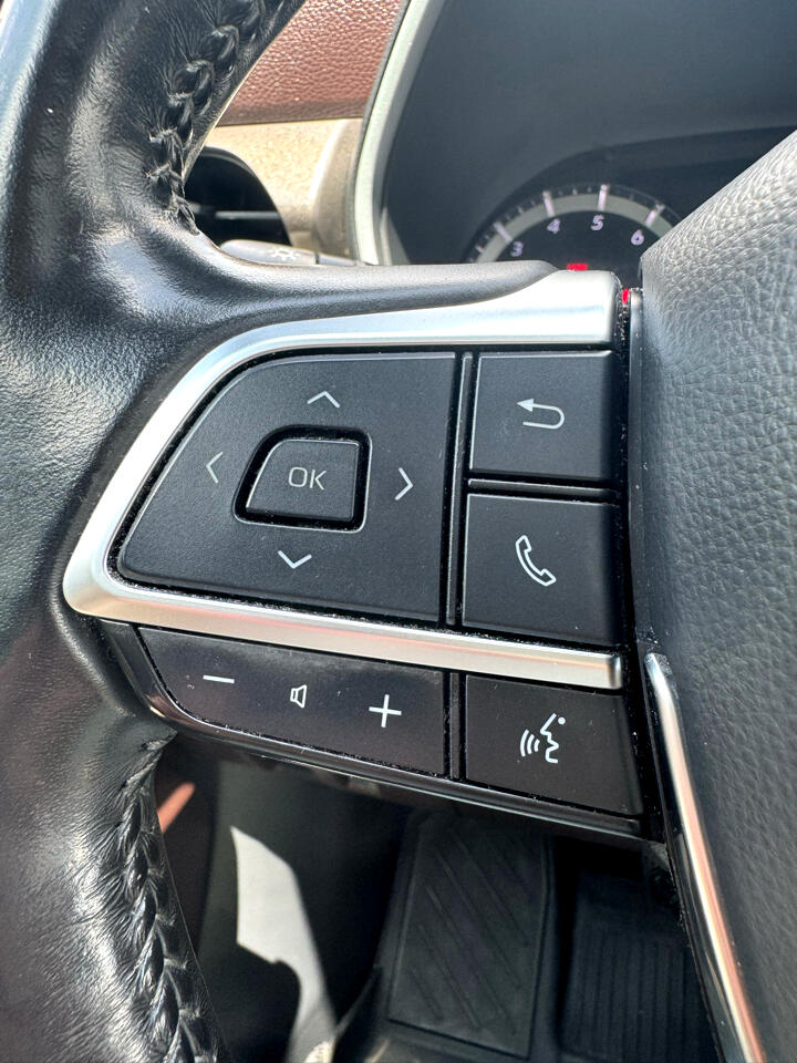 Vehicle image 26 of 38