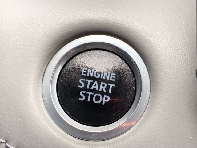 Vehicle image 36 of 43