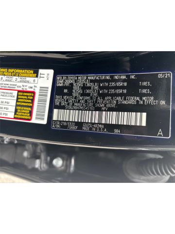 Vehicle image 32 of 42