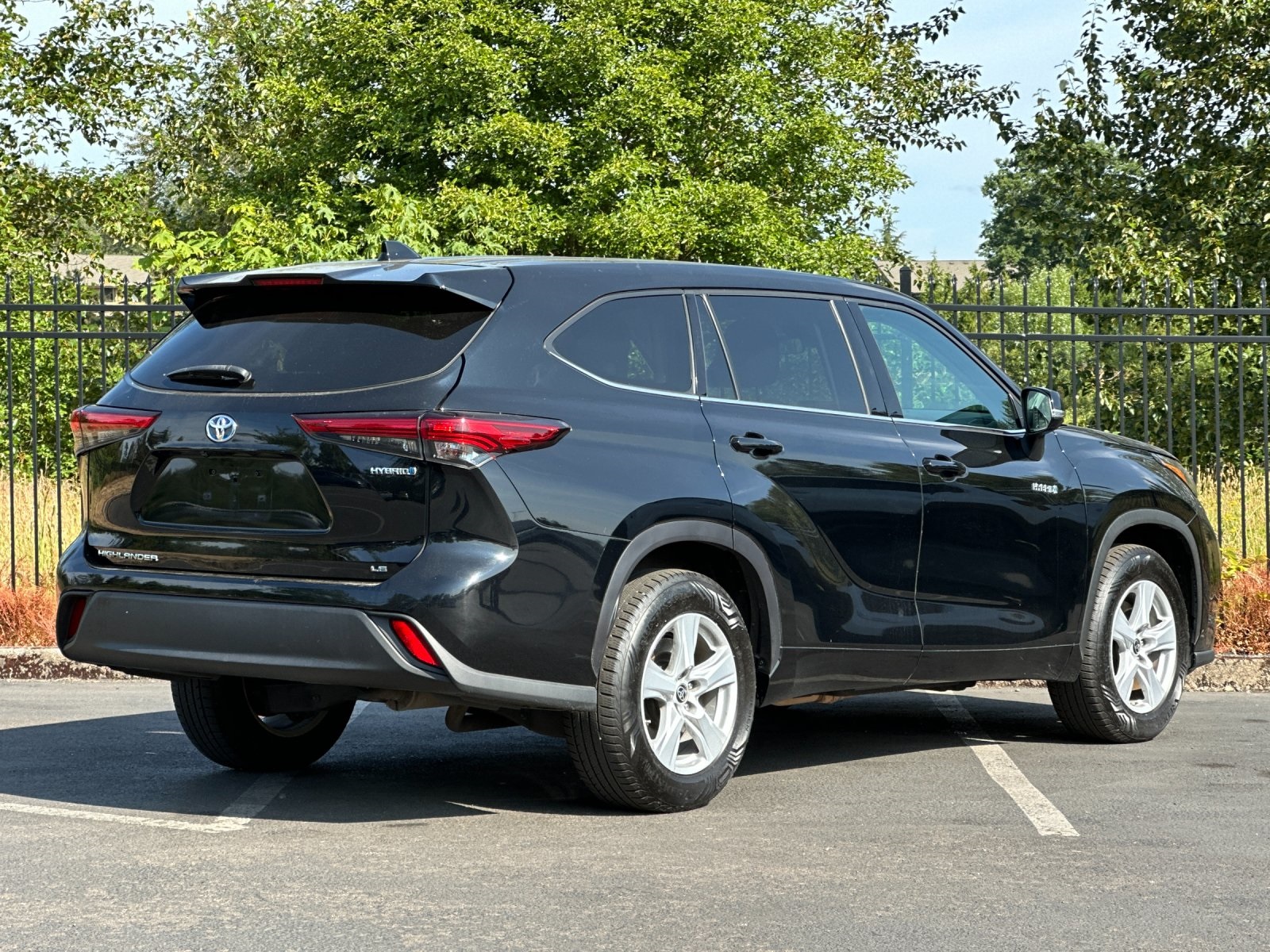 Vehicle image 6 of 29