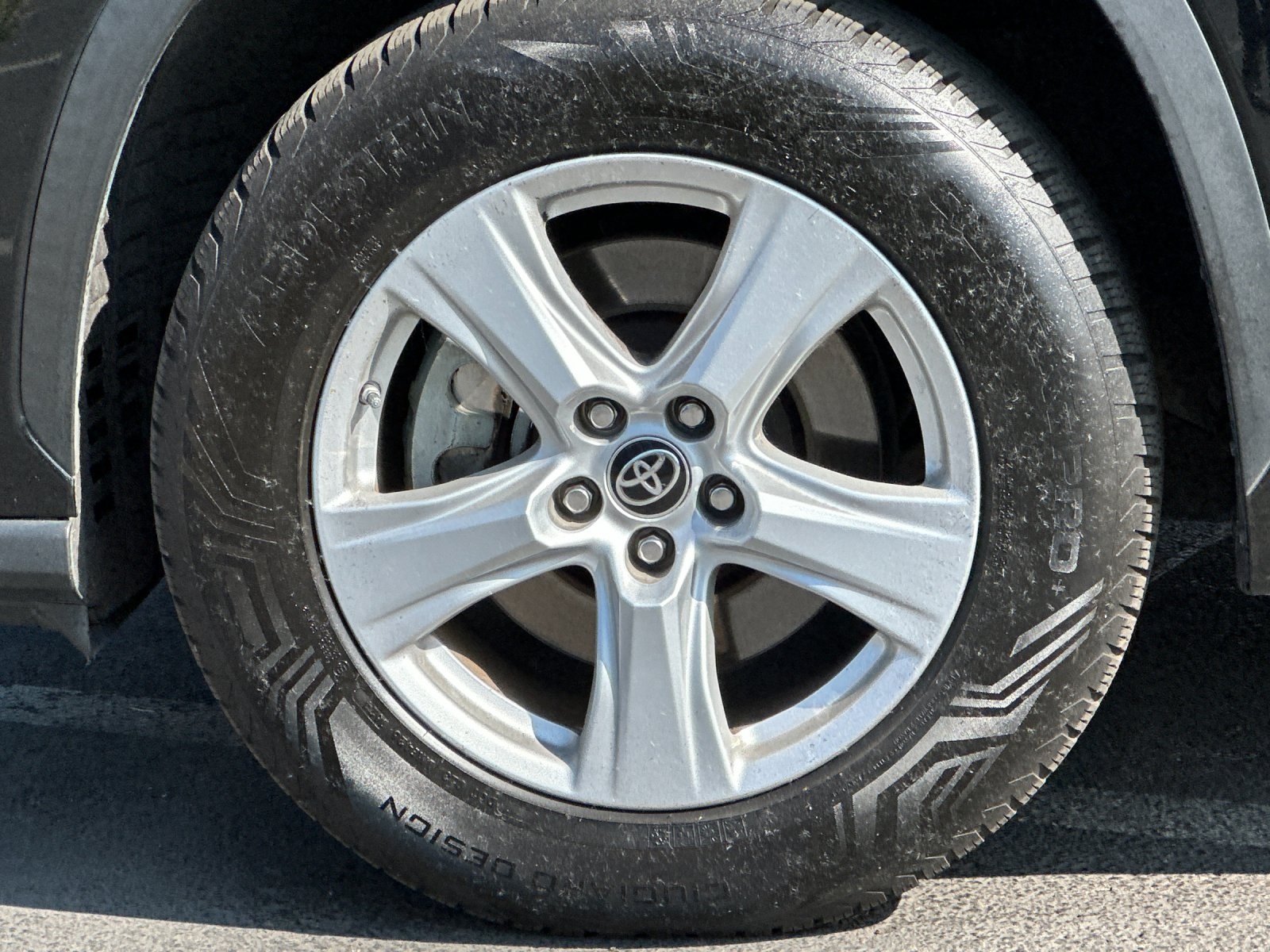 Vehicle image 10 of 29