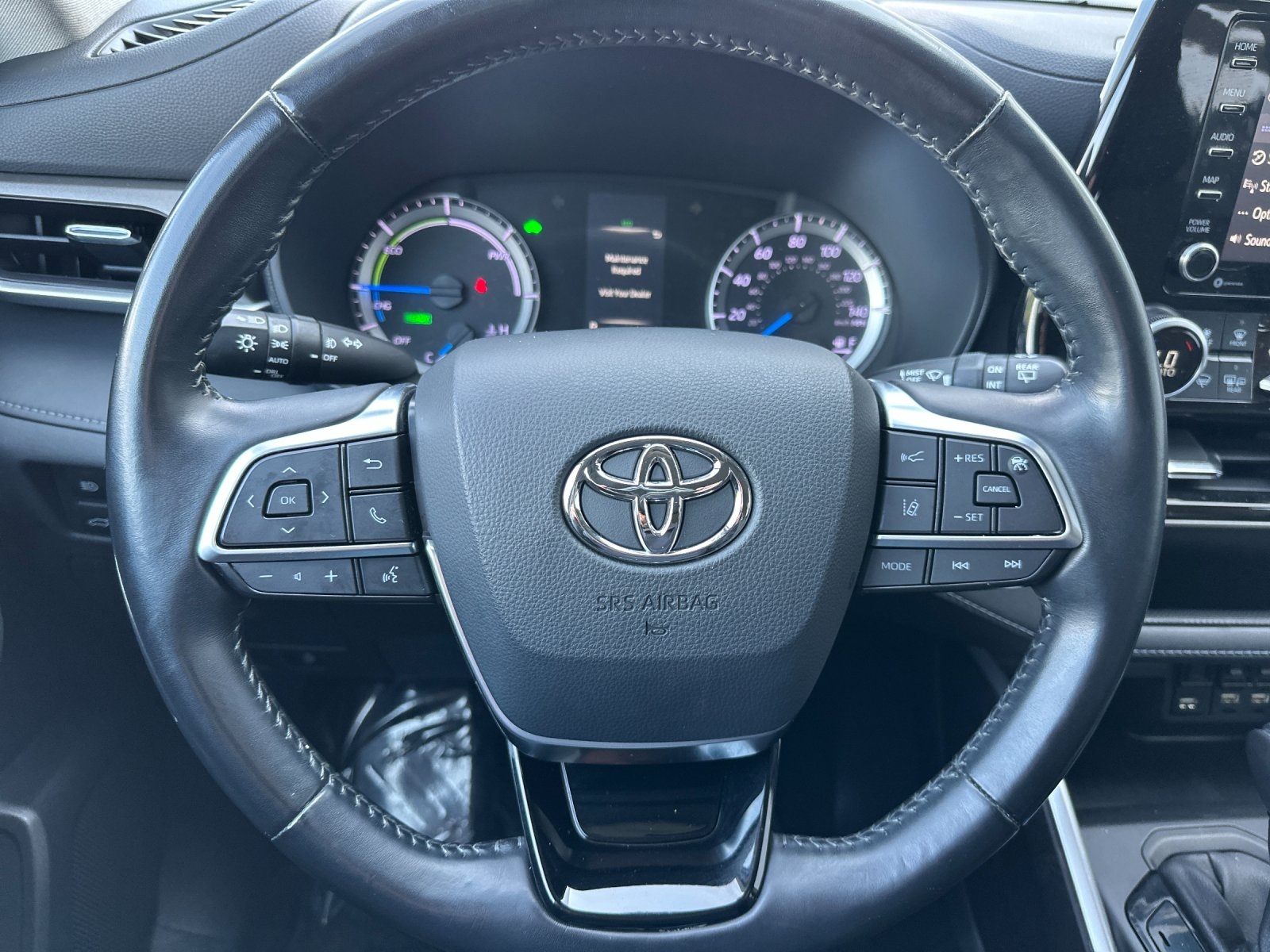 Vehicle image 16 of 29