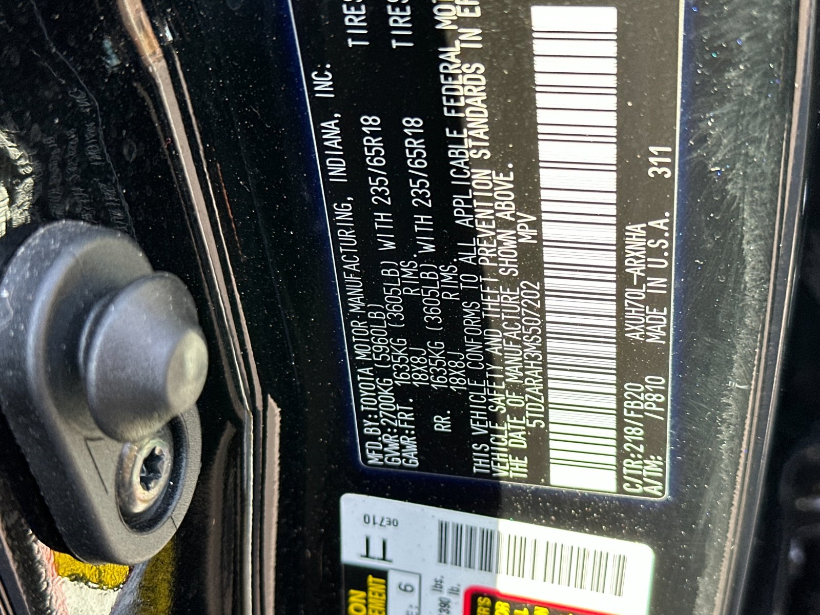 Vehicle image 24 of 29