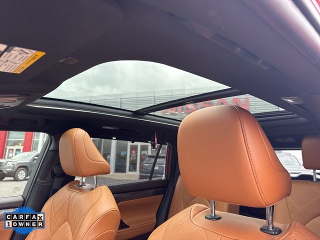 Vehicle image 46 of 50