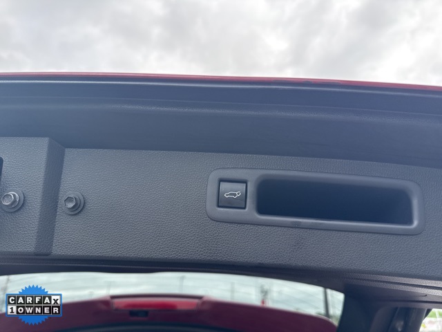 Vehicle image 23 of 50