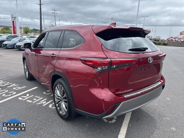 Vehicle image 8 of 50
