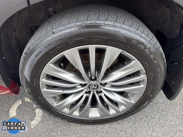 Vehicle image 48 of 50