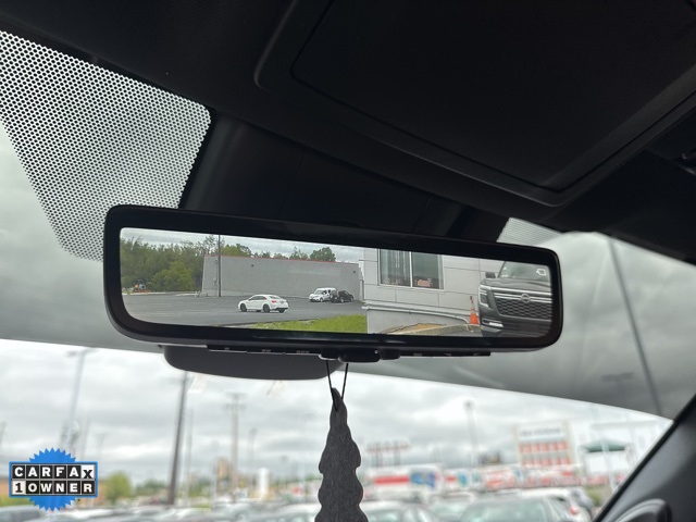 Vehicle image 34 of 50