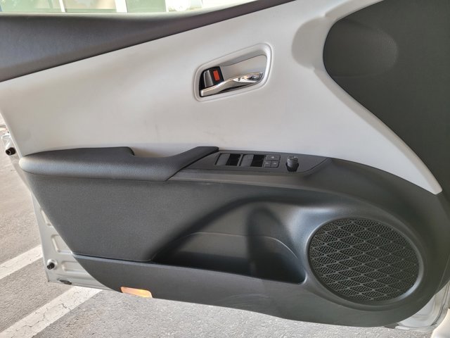 Vehicle image 27 of 27