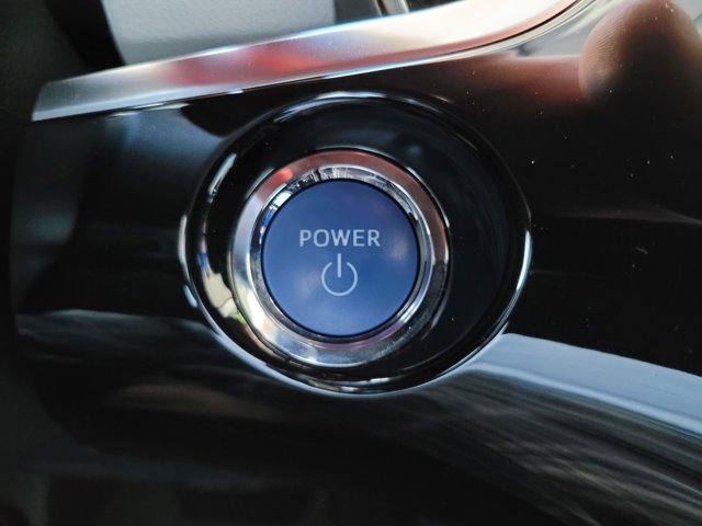 Vehicle image 23 of 27