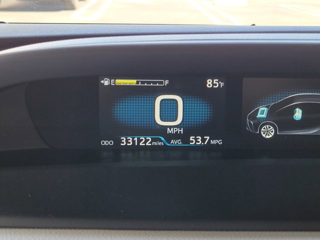 Vehicle image 24 of 27
