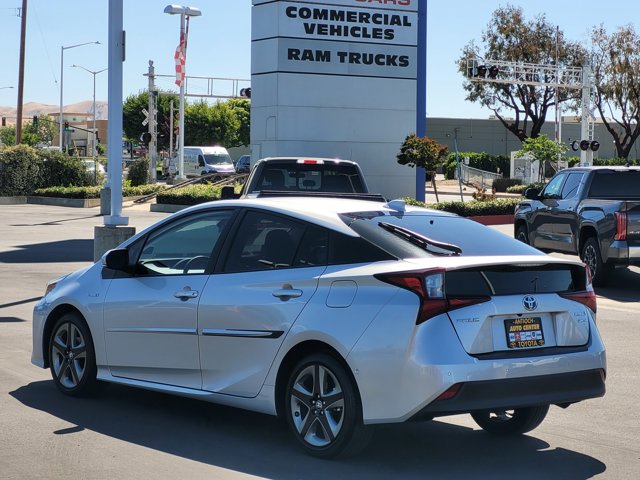 Vehicle image 7 of 27