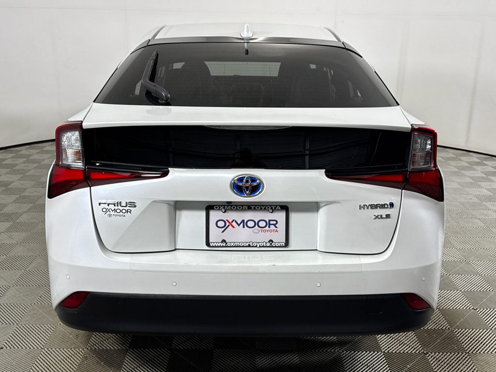 Vehicle image 7 of 28