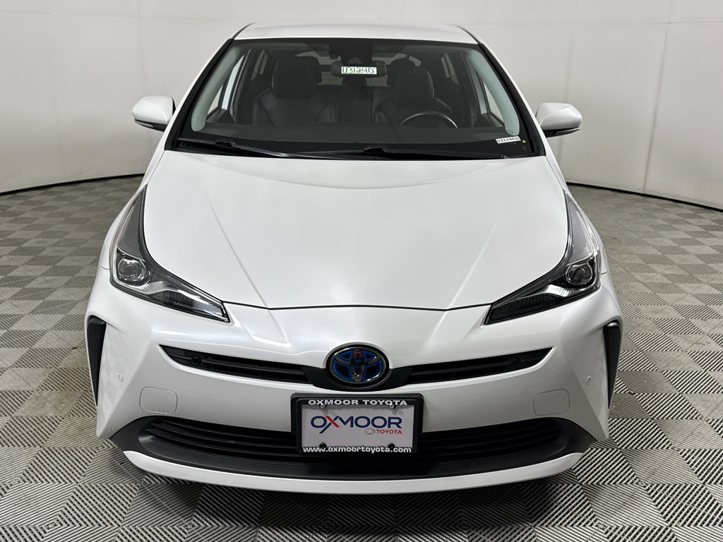Vehicle image 3 of 28
