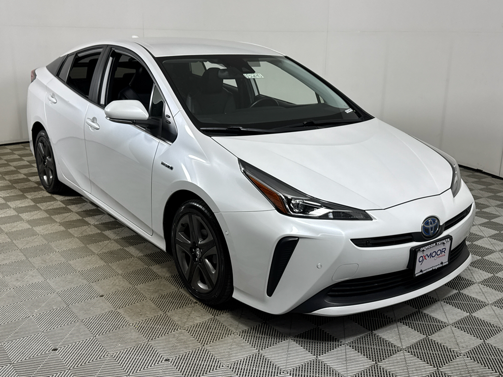 Vehicle image 4 of 28