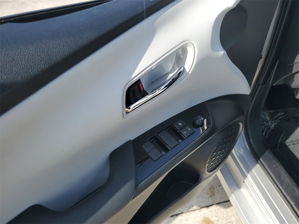 Vehicle image 28 of 28