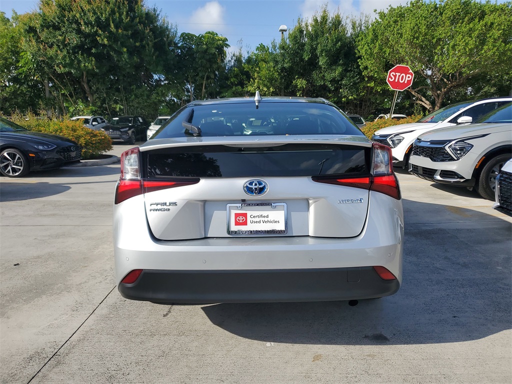 Vehicle image 5 of 28