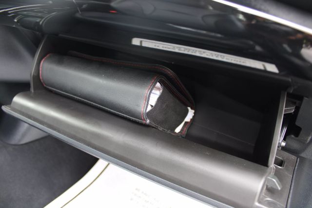 Vehicle image 31 of 41