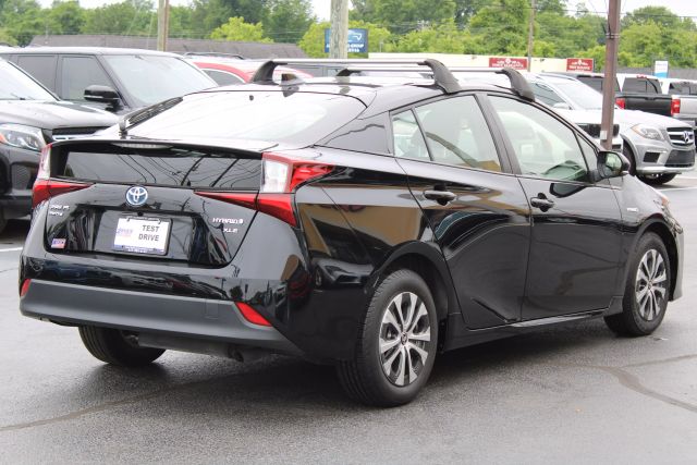 Vehicle image 4 of 41