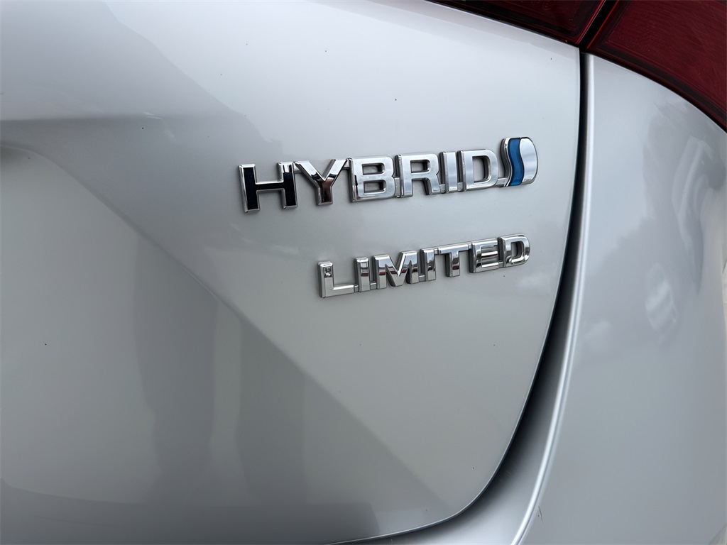 Vehicle image 29 of 36