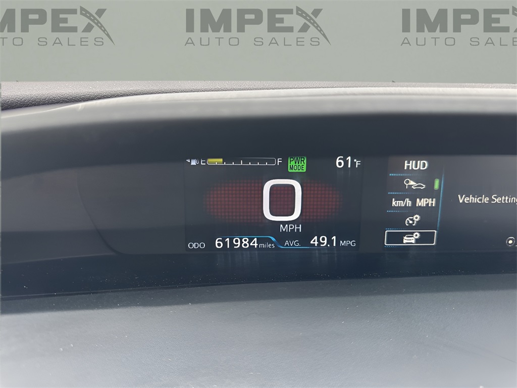 Vehicle image 17 of 36