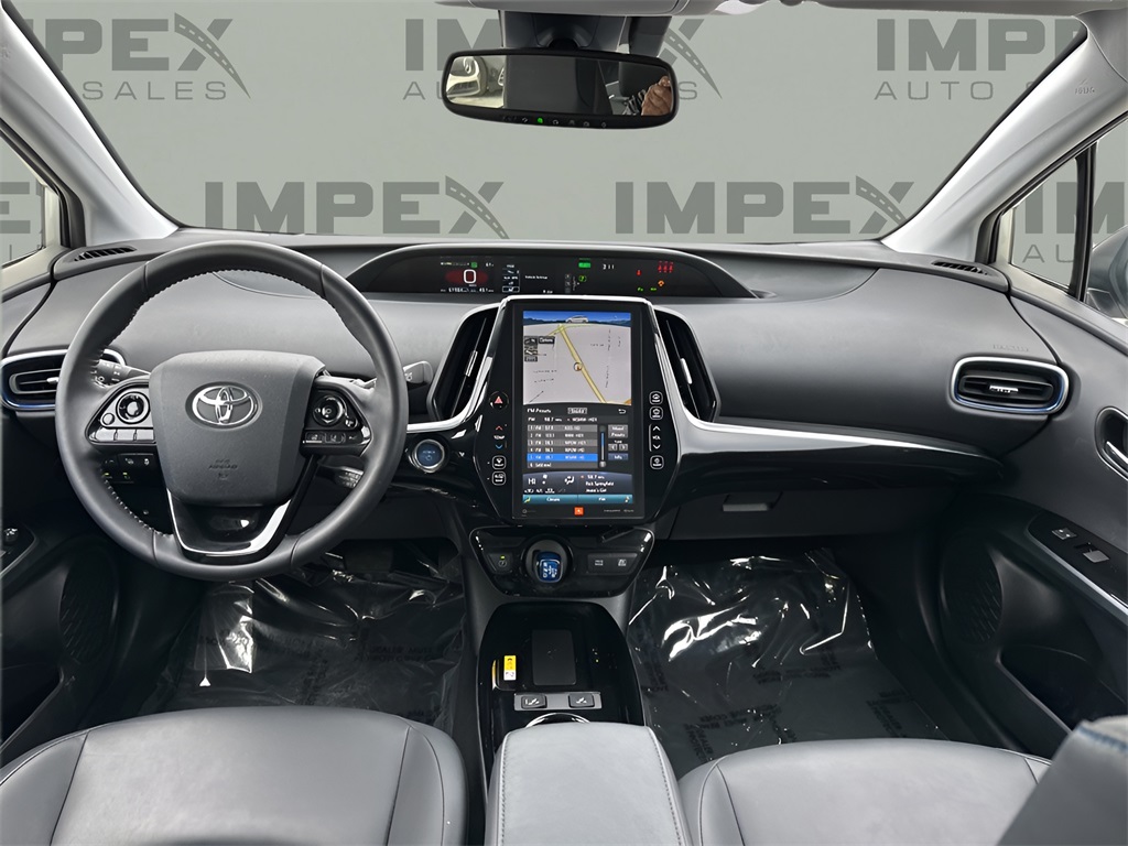 Vehicle image 15 of 36
