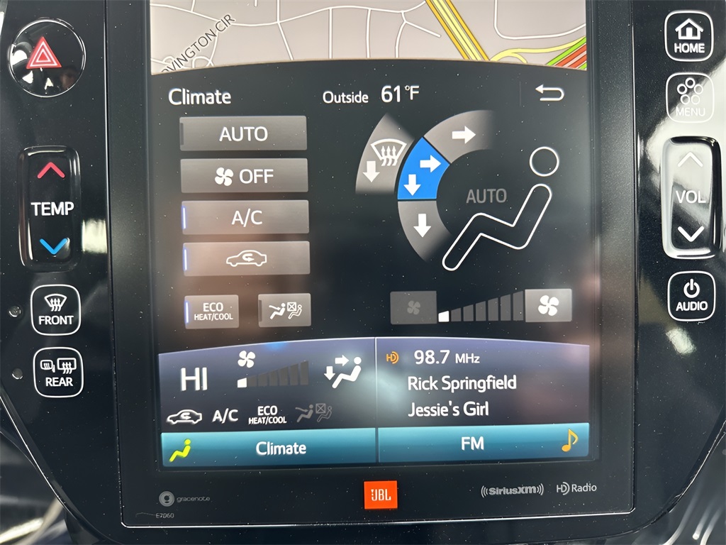 Vehicle image 20 of 36