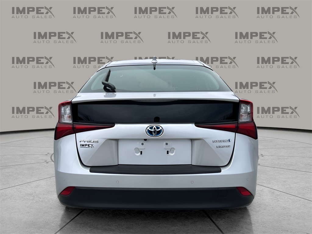 Vehicle image 6 of 36