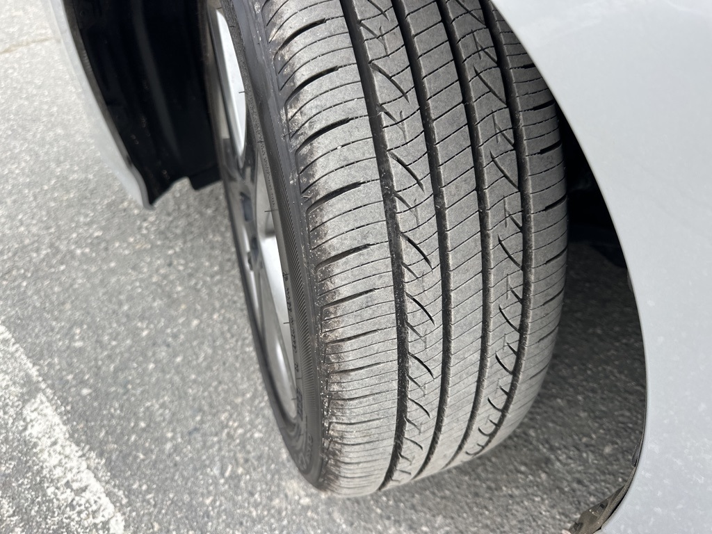 Vehicle image 12 of 36